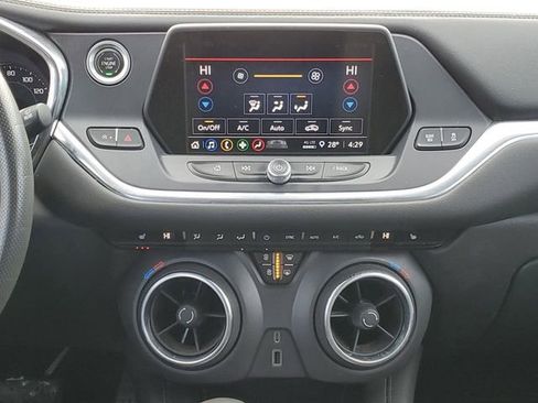 Used 2021 Chevrolet Blazer LT image 27