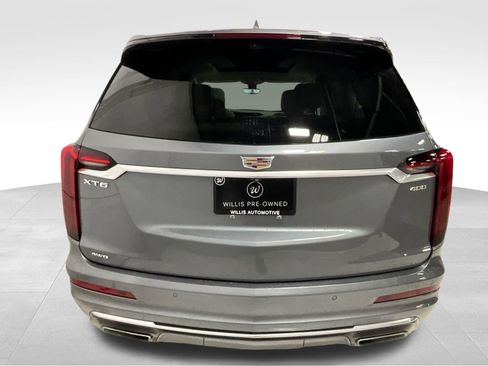 Used 2022 Cadillac XT6 Premium Luxury w/ Technology Package image 5
