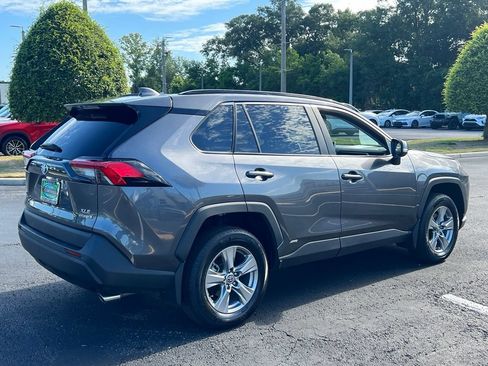 Certified 2024 Toyota RAV4 XLE AWD/4WD image 5