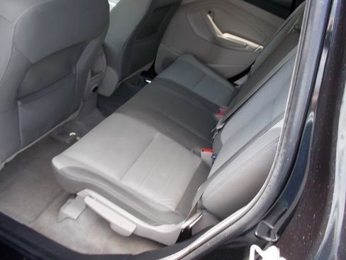 Used 2015 Ford Escape SE image 24