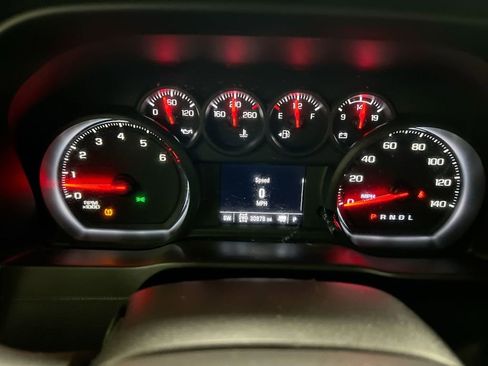 Used 2020 Chevrolet Silverado 1500 Custom w/ Custom Value Package image 11