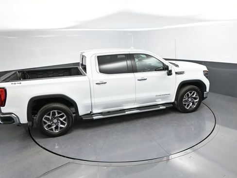 Used 2025 GMC Sierra 1500 SLT w/ SLT Premium Package AWD/4WD image 31