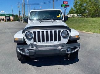 Used 2018 Jeep Wrangler Unlimited Sahara AWD/4WD video 2