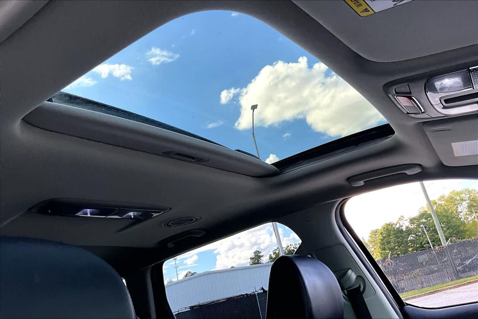Used 2024 Kia Telluride S w/ S Sunroof Package FWD image 14