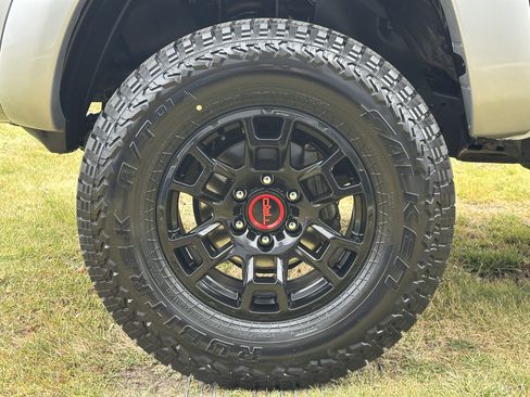 Used 2006 Toyota Tacoma TRD Off Road 4WD image 11