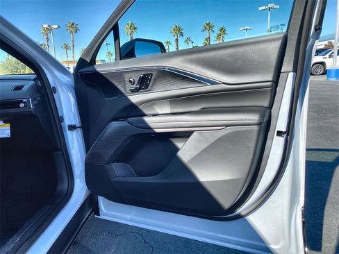 New 2026 Cadillac Lyriq Sport image 32