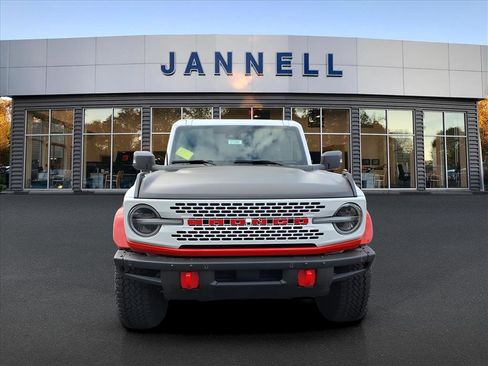 New 2025 Ford Bronco Stroppe Edition image 3