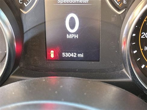 Used 2023 Jeep Wrangler Sport S image 11