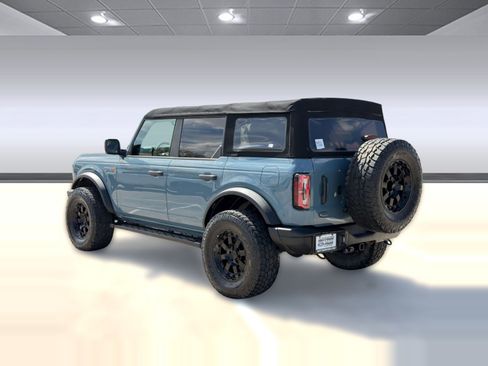 Used 2022 Ford Bronco Badlands image 3