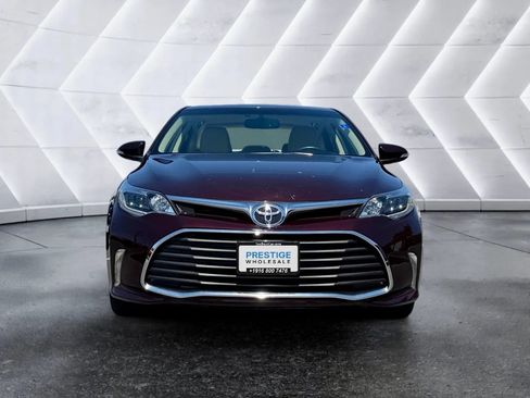 Used 2016 Toyota Avalon Limited FWD image 2