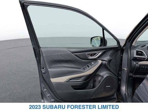 Used 2023 Subaru Forester Limited AWD/4WD image 27