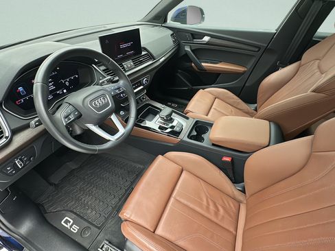 Used 2024 Audi Q5 2.0T Premium Plus w/ Premium Plus Package AWD/4WD image 12