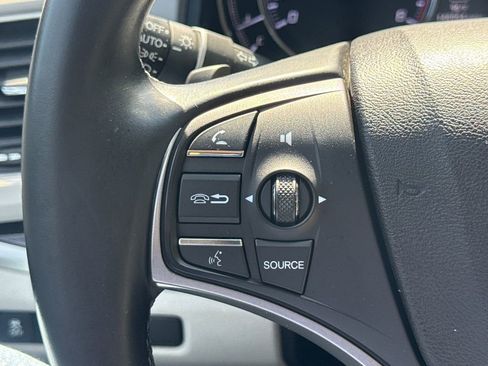 Used 2014 Acura RLX w/ Technology Package FWD image 29