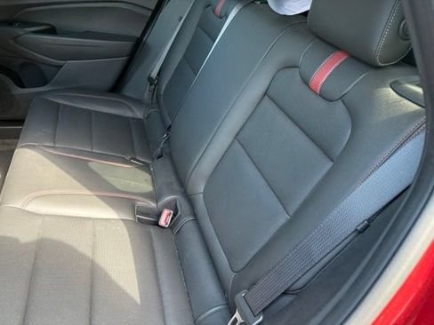 Used 2025 Chevrolet Trax RS w/ Sunroof Package FWD image 10