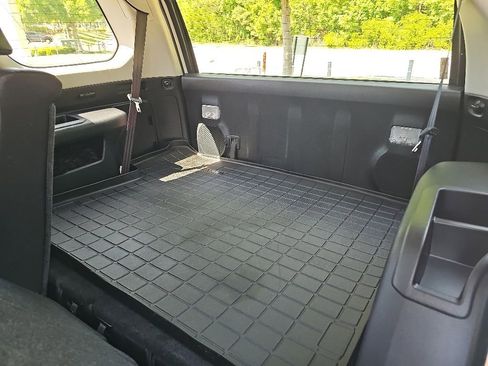 Used 2023 Toyota 4Runner SR5 Premium w/ Moonroof Package RWD image 29