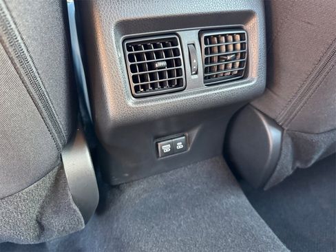 Used 2025 Toyota Camry LE image 20