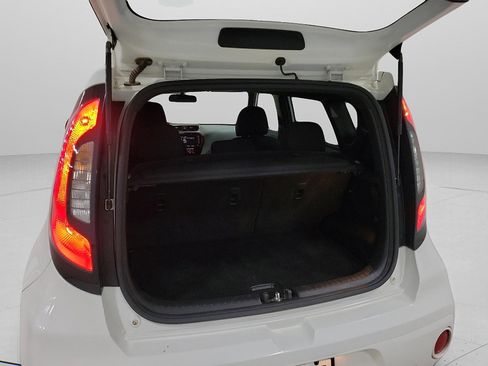 Used 2017 Kia Soul + w/ Audio Package FWD image 7