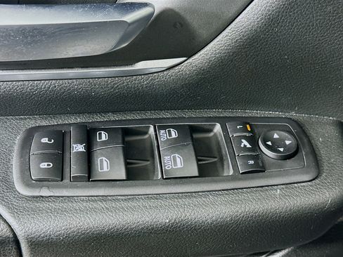 Used 2019 RAM 1500 Big Horn AWD/4WD image 15
