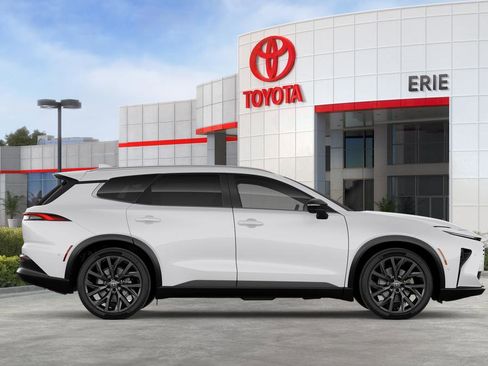 New 2025 Toyota Crown Signia image 14