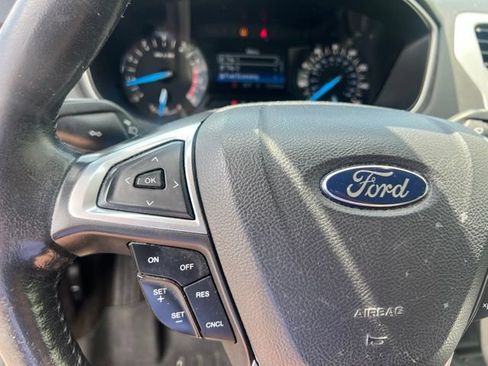 Used 2014 Ford Fusion SE w/ Equipment Group 201A FWD image 21