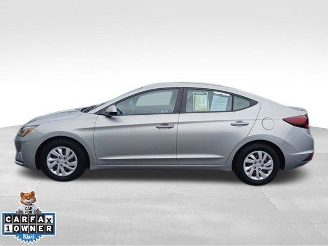 Used 2020 Hyundai Elantra SE FWD image 3