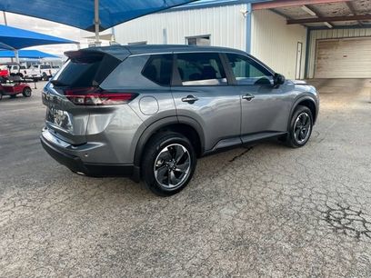 Used 2024 Nissan Rogue SV