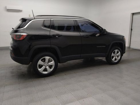 Used 2017 Jeep Compass Latitude image 10