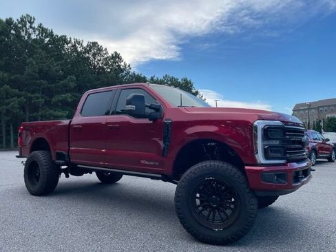 Used 2025 Ford F250 Platinum AWD/4WD image 1