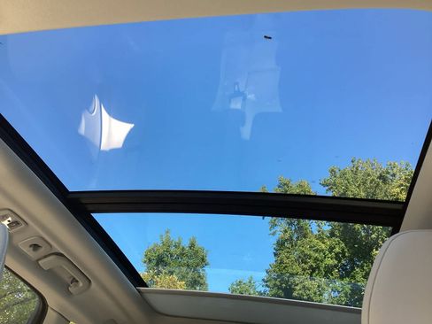 Certified 2021 Volvo XC60 T8 Inscription Expression w/ Climate Package image 41