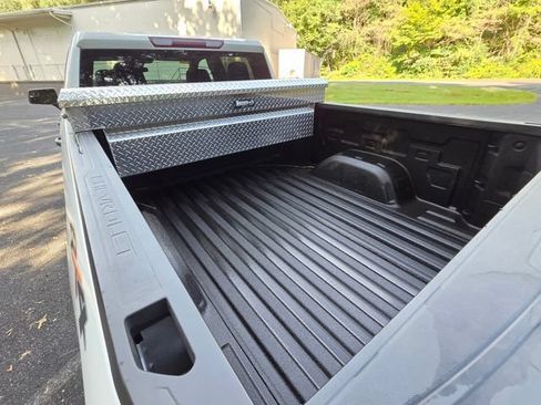 Used 2023 Chevrolet Silverado 1500 W/T w/ WT Value Package AWD/4WD image 30
