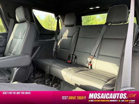 Used 2021 Chevrolet Tahoe Premier AWD/4WD image 7