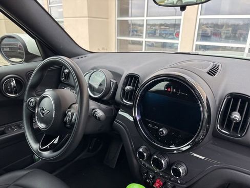 Used 2021 MINI Cooper Countryman image 12