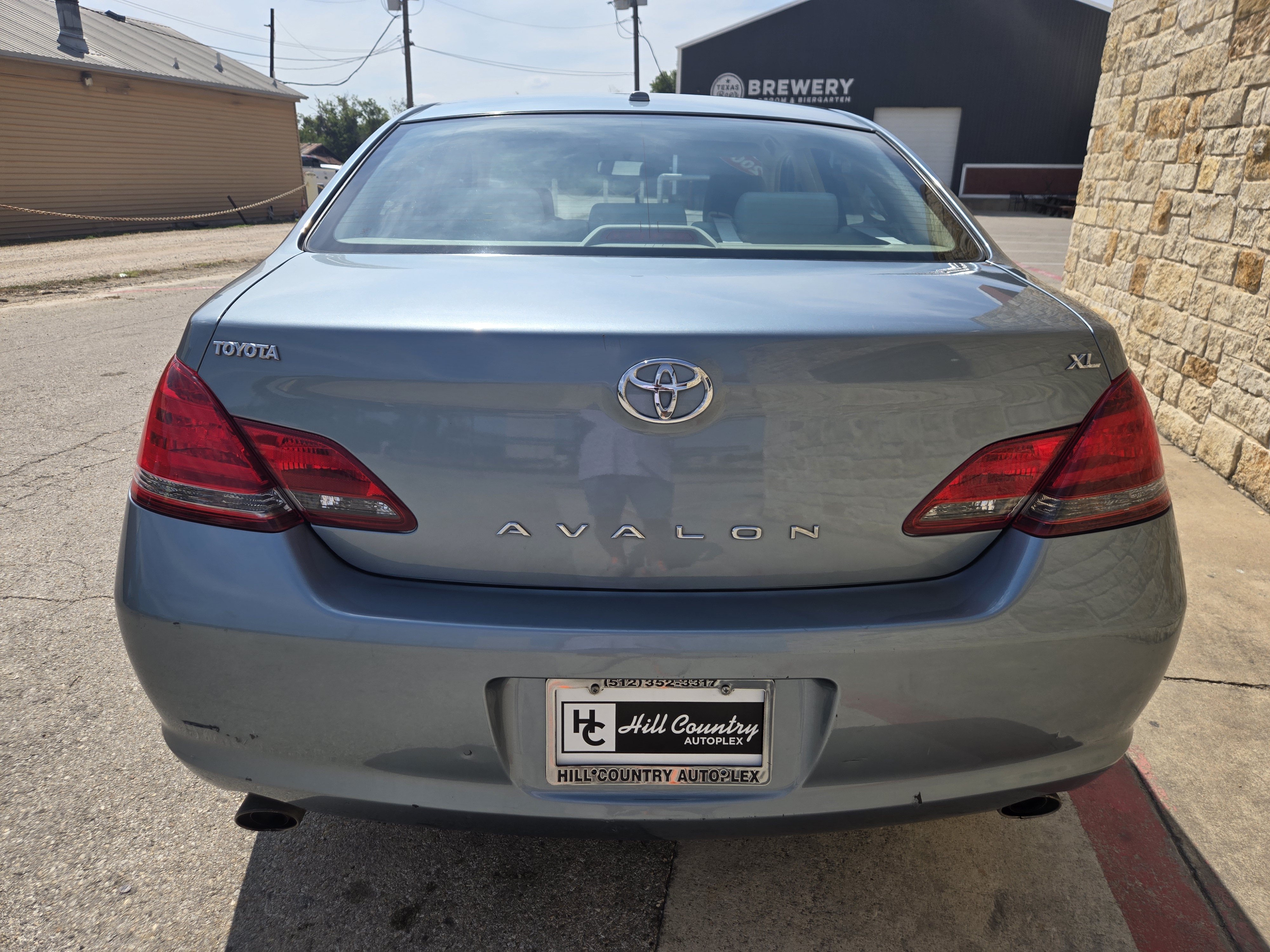 Used 2009 Toyota Avalon XL FWD image 16