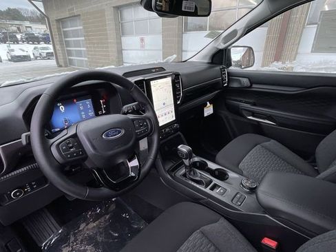 New 2025 Ford Ranger XLT w/ Black Appearance Package image 15