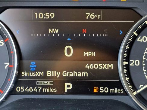 Used 2023 Mitsubishi Outlander SE image 13