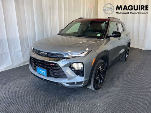 Used 2023 Chevrolet TrailBlazer RS w/ Sun and Liftgate Package AWD/4WD image 1