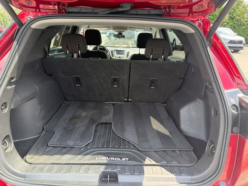 Used 2020 Chevrolet Equinox LT w/ Driver Convenience Package FWD image 28