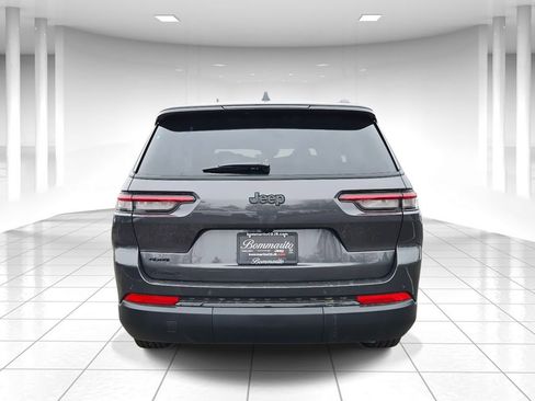 New 2025 Jeep Grand Cherokee L Limited image 4