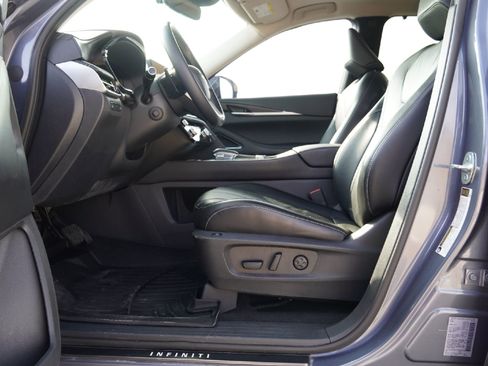 Used 2023 INFINITI QX60 Sensory w/ Cargo Package image 26