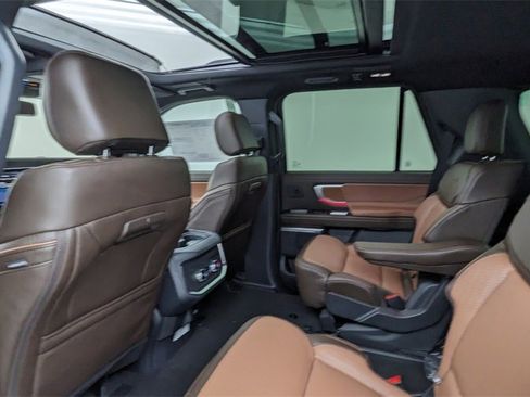 New 2025 Ford Expedition King Ranch image 36