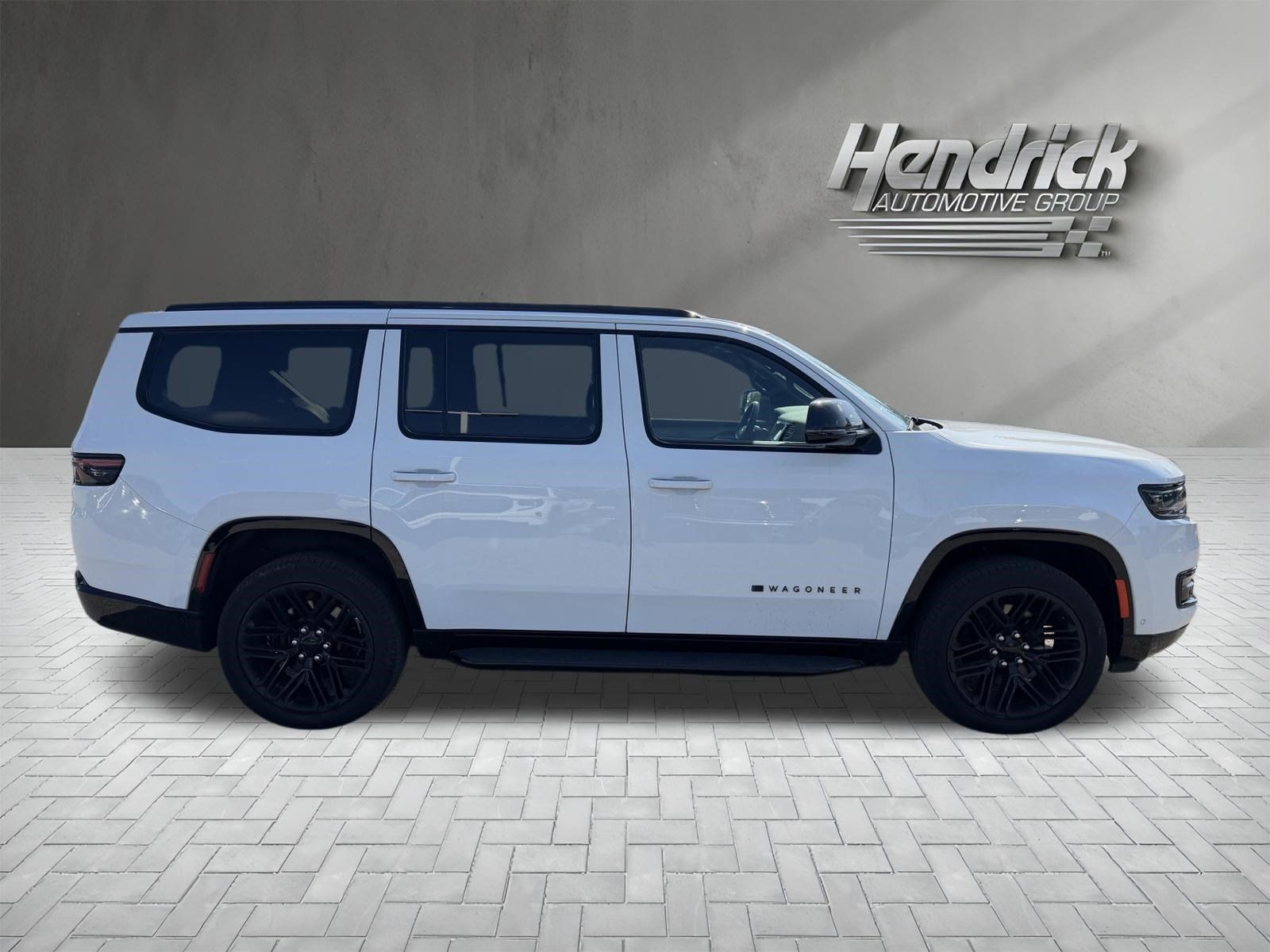Used 2023 Jeep Wagoneer Series II AWD/4WD image 10
