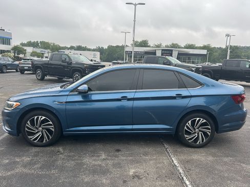 Used 2020 Volkswagen Jetta SEL Premium FWD image 8
