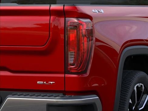 New 2026 GMC Sierra 1500 SLT w/ SLT Convenience Package AWD/4WD image 13