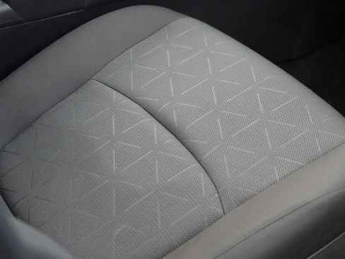 Used 2024 Toyota RAV4 XLE image 27