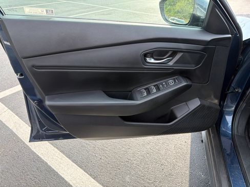 Used 2024 Honda Accord EX image 11