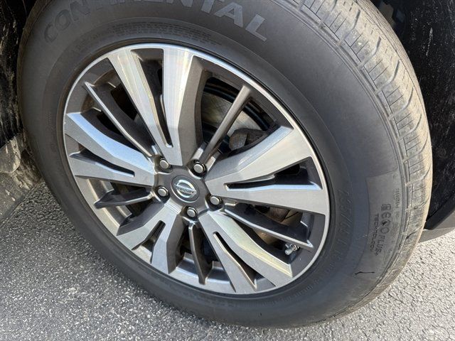 Used 2018 Nissan Pathfinder S AWD/4WD image 6