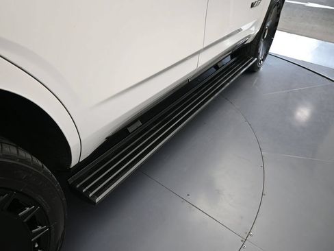Used 2023 Cadillac Escalade V AWD/4WD image 69