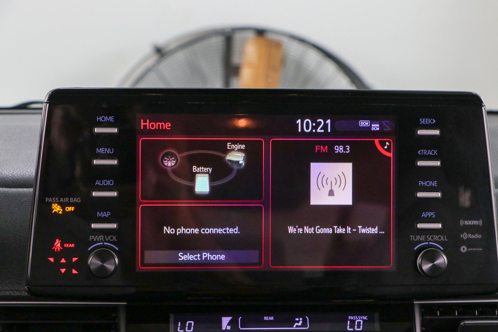 Used 2021 Toyota Sienna LE w/ LE Plus Package FWD image 19