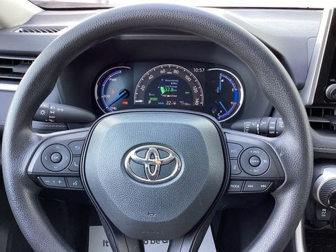 Used 2025 Toyota RAV4 XLE image 23