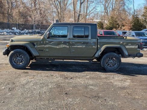 New 2026 Jeep Gladiator Sport image 6